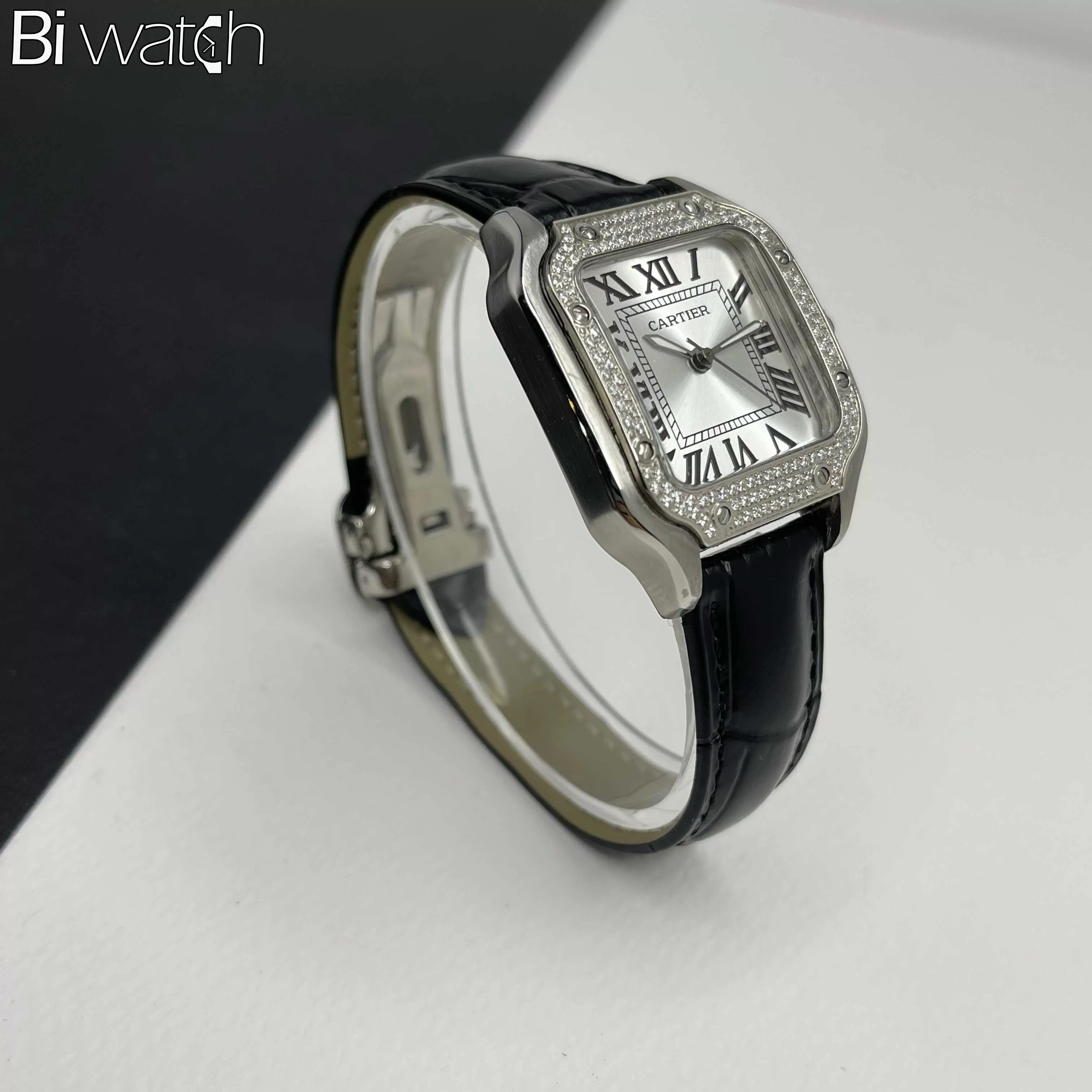 ساعت کارتیر نگین دار ساعت کارتیر نگین دار