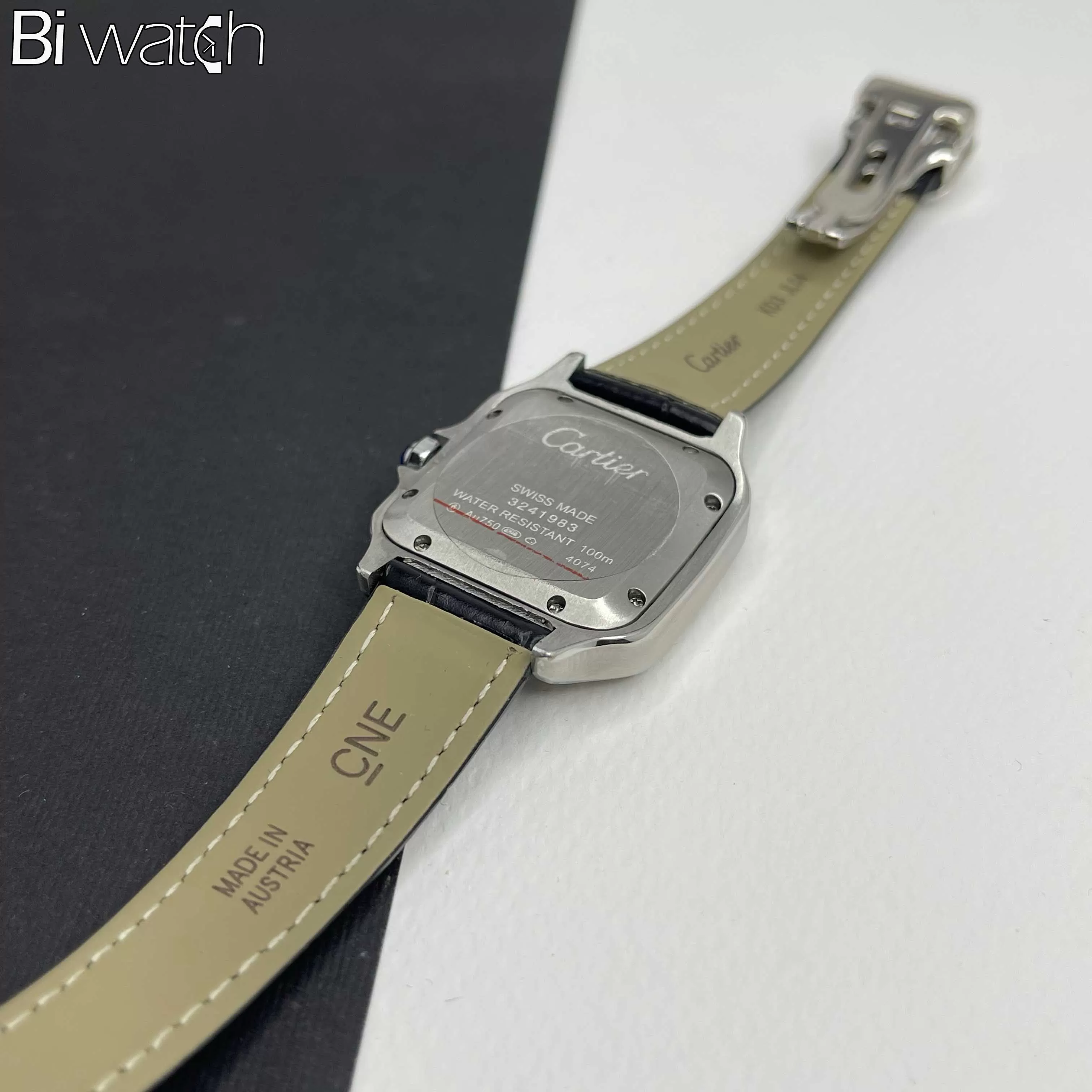 ساعت کارتیر نگین دار ساعت کارتیر نگین دار